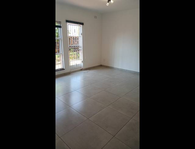 Business property to rent in RANDPARK RIDGE